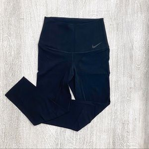 Nike Ultra High Rise Crop Leggings